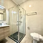 New Apartment! Walking Distance To The Three Cities By Sf Homes Паола