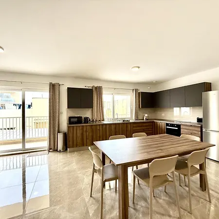 アパート New Apartment! Walking Distance To The Three Cities By Sf Homes