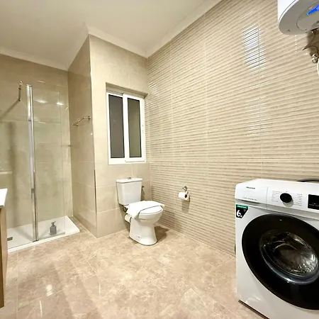 アパート New Apartment! Walking Distance To The Three Cities By Sf Homes